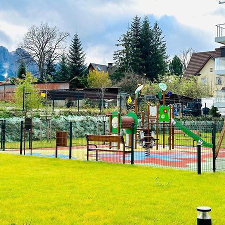 Mountain Shine - Apartment, Spa And Parking Zakopane Bagian luar foto