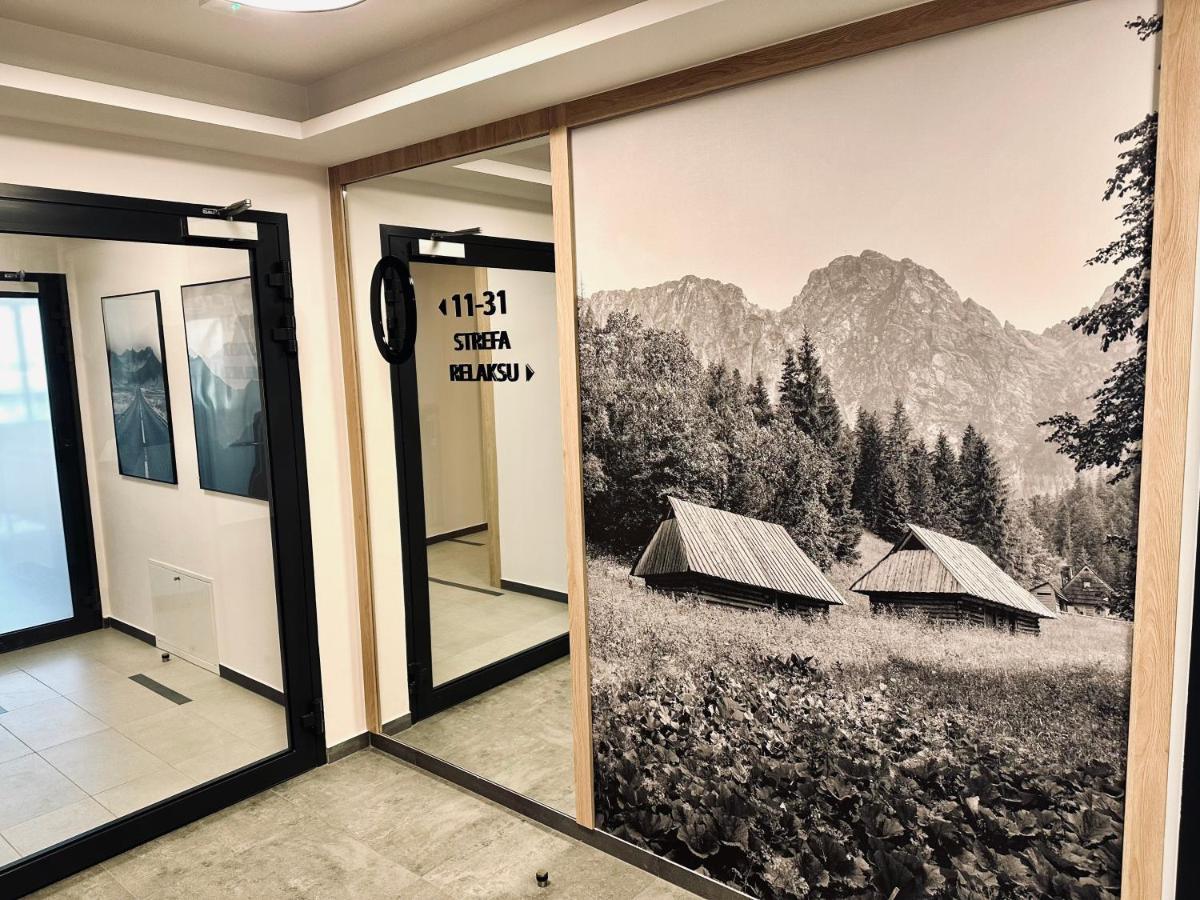 Mountain Shine - Apartment, Spa And Parking Zakopane Bagian luar foto